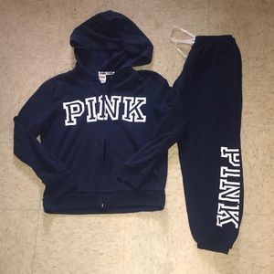VS Pink sweatsuit